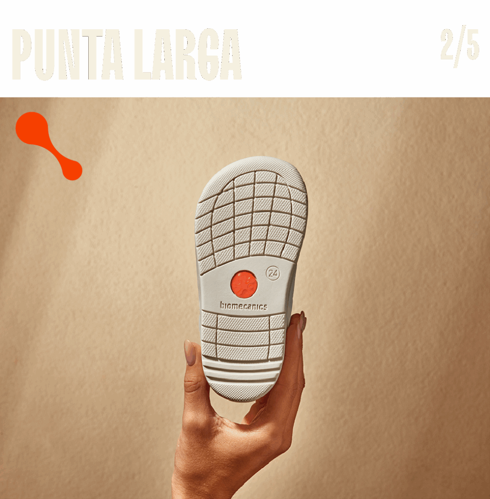 Vogliamo che le dita dei bambini si muovano liberamente  perché possano svilupparsi senza essere in  alcun modo limitati.